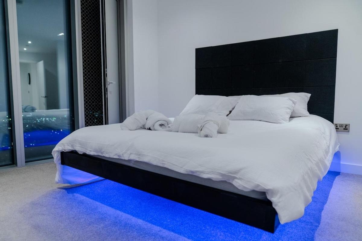 Luxury 2 Bed Penthouse With Stunning Views In Manchester City Centre Exteriör bild