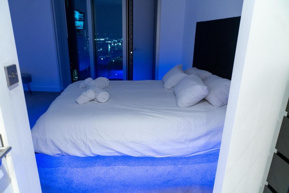 Luxury 2 Bed Penthouse With Stunning Views In Manchester City Centre Exteriör bild