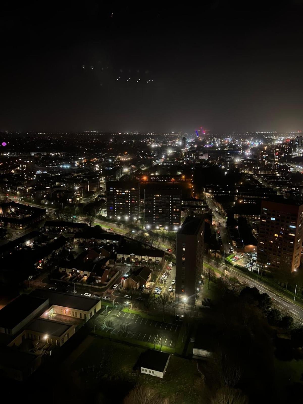 Luxury 2 Bed Penthouse With Stunning Views In Manchester City Centre Exteriör bild